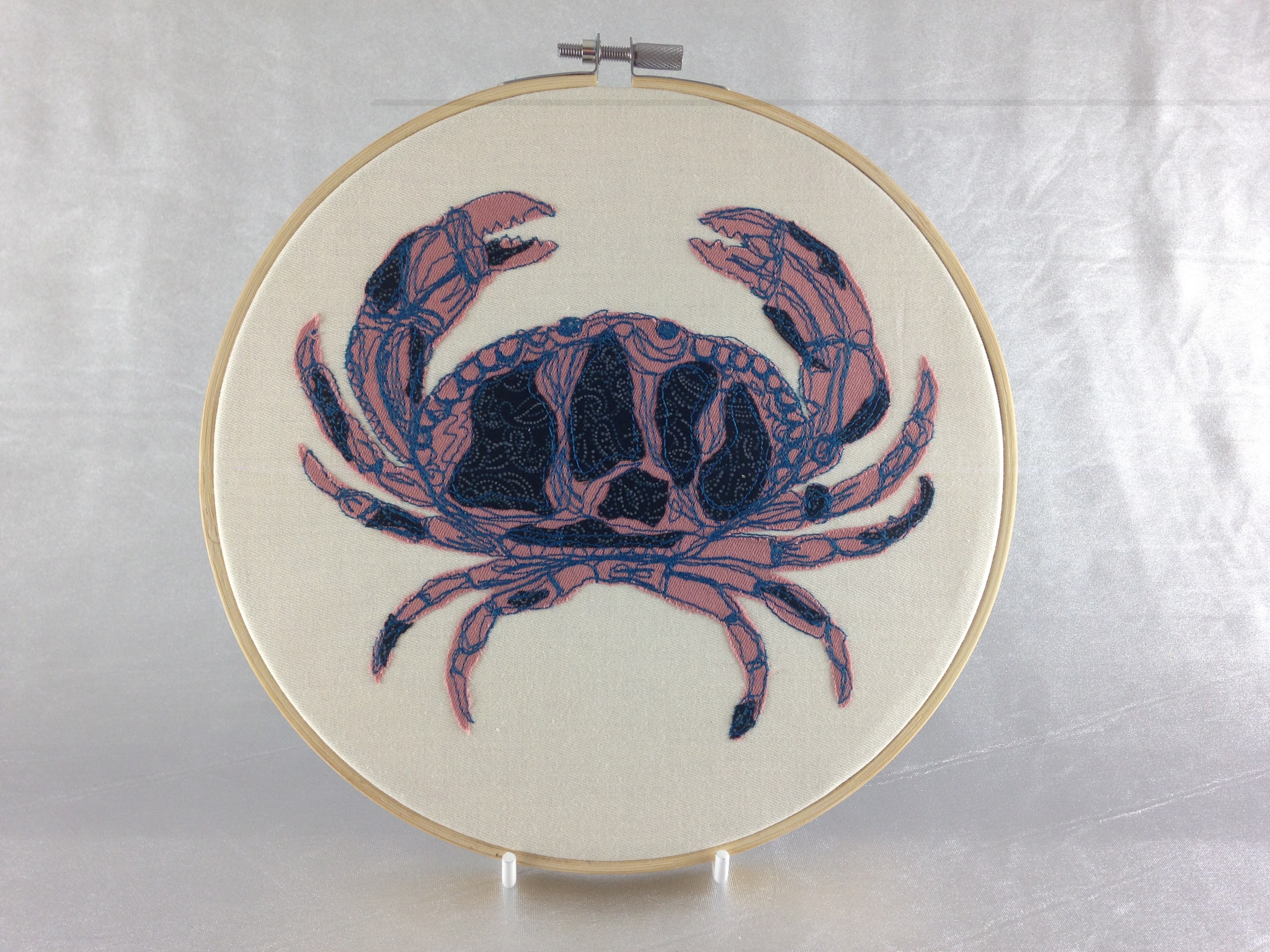 Dark Blue Dotty Crab - Freehand Machine Embroidery Hoop Art - Image 3